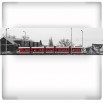 Fototapeta czerwony tramwaj