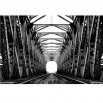 Fototapeta most kolejowy w kolorze czarno białym