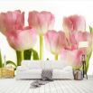 Aranżącja fototapety z romantycznymi tulipanami